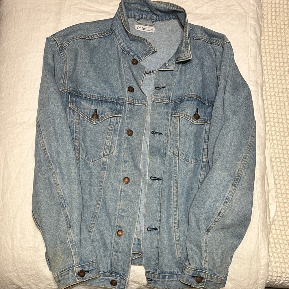 Blue Lightweight Shirt Jacket with Classic Styling